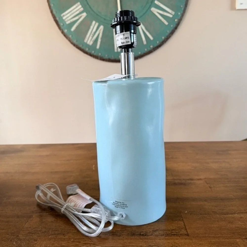 Rae Dunn by Magenta "LOVE" Lamp (NO Shade)-Blue Ceramic-w/Brown Letters - Picture 3 of 6